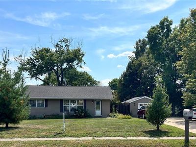 614 Connie Ln, Ballwin, MO, 63021