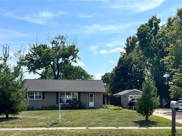 614 Connie Ln, Ballwin, MO 63021