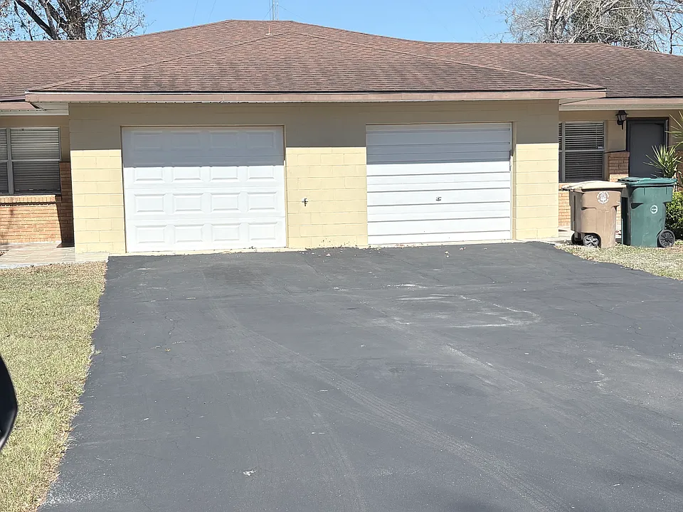 3421 & 3423 SW 27th St