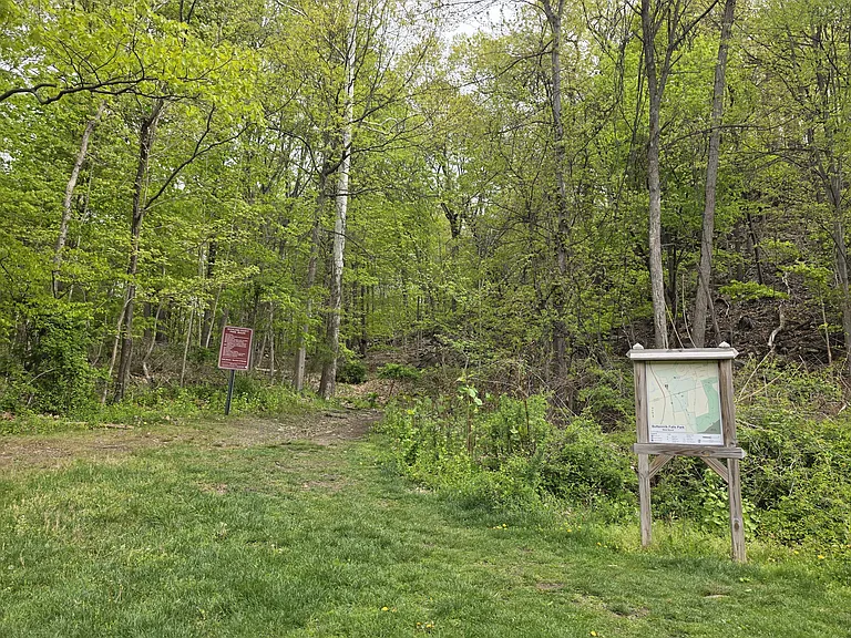 60 S Greenbush Rd #1 — Photo 36