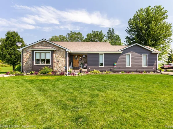 74862 Mackey Rd, Richmond, MI 48062
