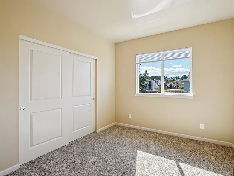 LIBERTY CREST APARTMENTS — Photo 54