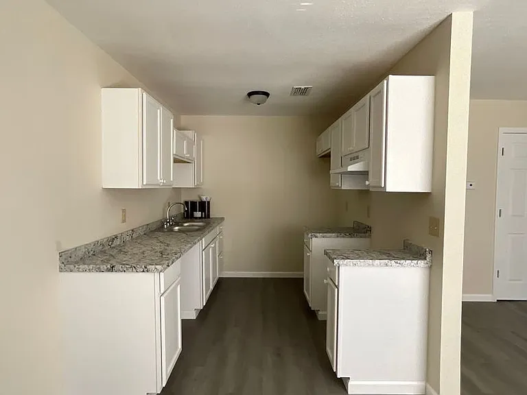 1616 Espoir Dr — Photo 10