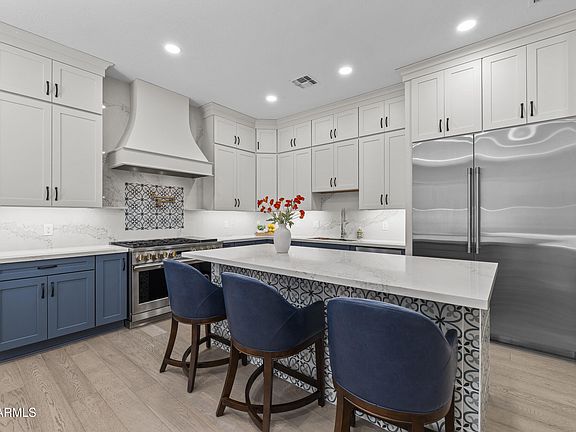 3rd image of 3449 E LIONS Street