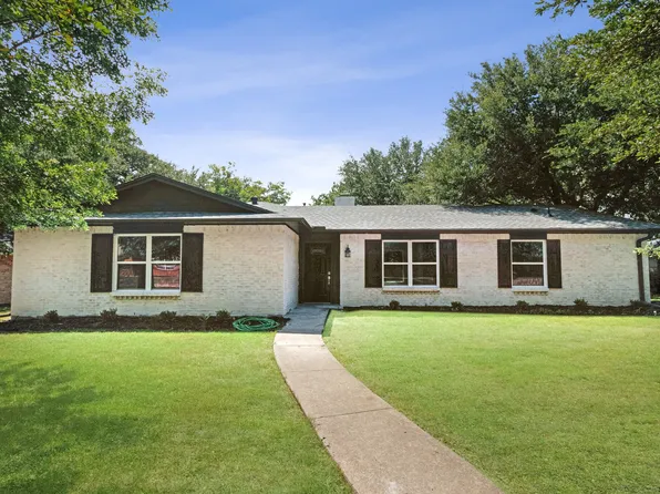 13315 Roaring Springs Ln, Dallas, TX 75240