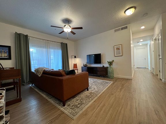 3rd image of 344 S 740 W #202