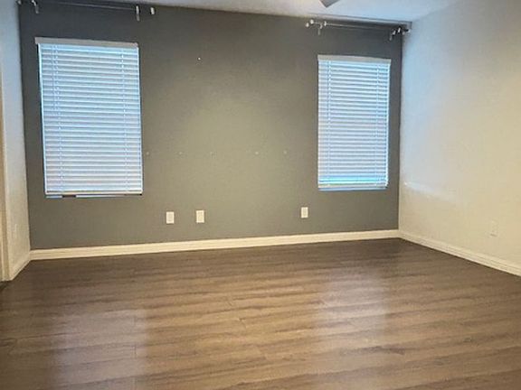 5th image of 959 E Arabian Dr