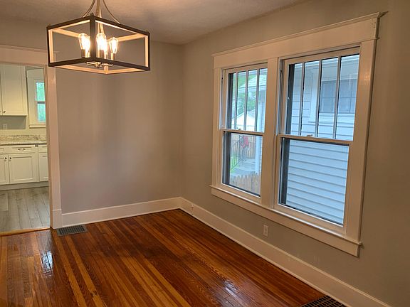 4th image of 3816 Miami Ave