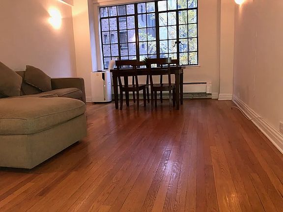 5th image of 314 E 41st St APT 501B