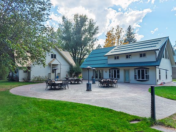 2nd image of 144 Vermilion Point Rd