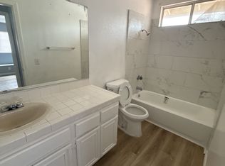 601 Waltz Rd, Perris, CA 92570