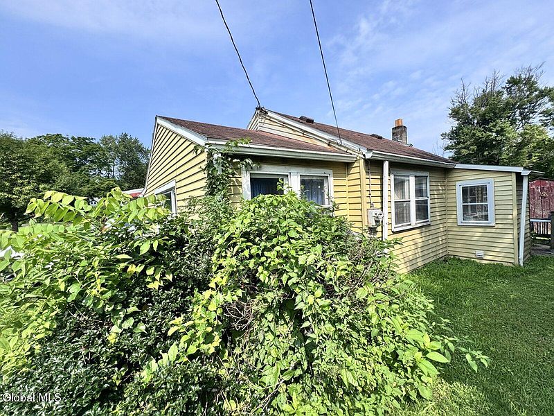 3rd image of 33 Bridge Street