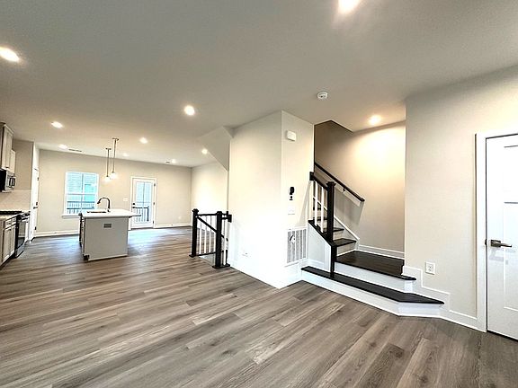 5th image of 9302 Mallard Mills Dr