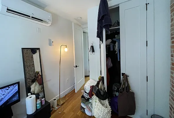 Rented by Yup Realty LLC | media 17