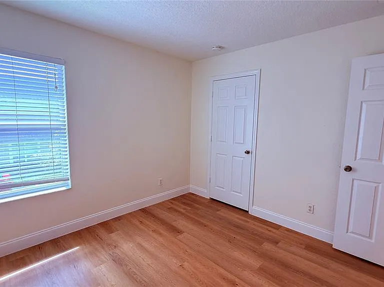 2529 Galliano Cir — Photo 15