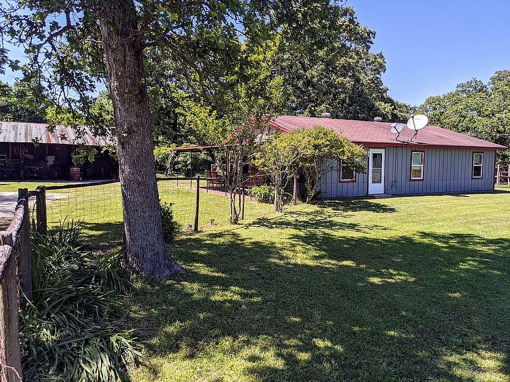 19421 Williams Rd, Hearne, TX 77859 Zillow
