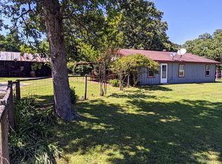 19421 Williams Rd, Hearne, TX 77859