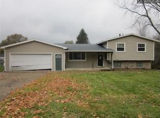 1743 Warrington Rd NW, Massillon, OH 44646