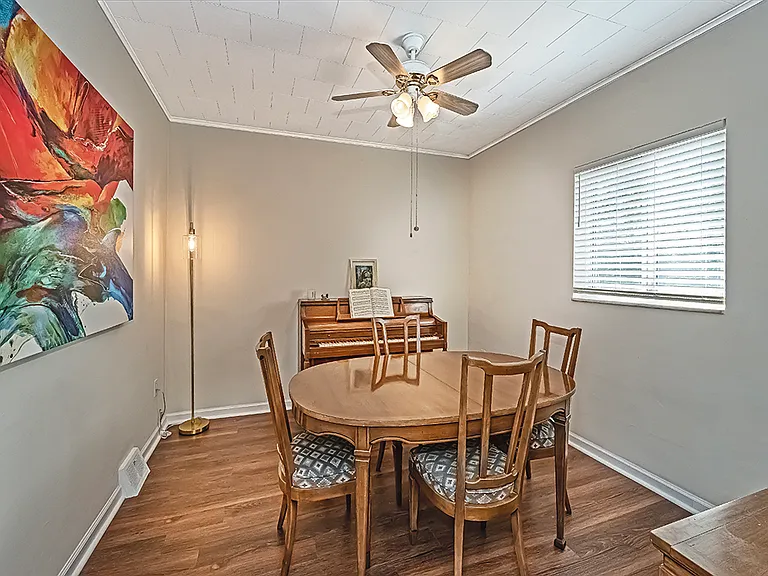 5704 Hampton St #2 — Photo 32