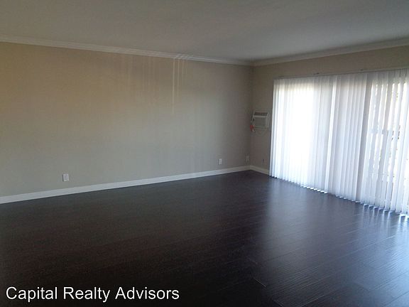 2nd image of 4333 E 2nd St APT 302