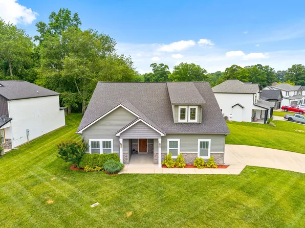 198 Crusaw Dr, Clarksville, TN 37043