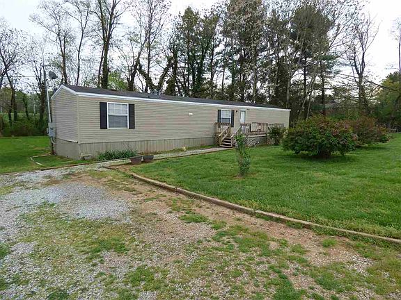 3rd image of 1023 Meadow Wood Cir