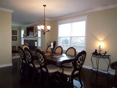 4th image of 2610 Water Lily Ln