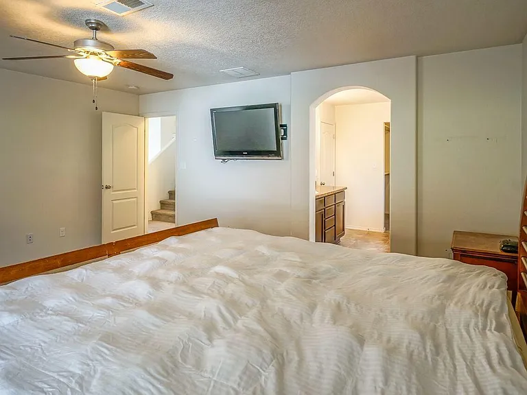 2045 N Ensenada Cir SE — Photo 16