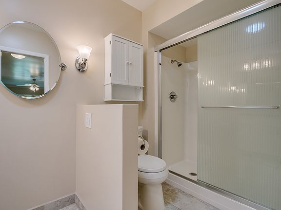 3rd image of 7827 E Vernon Ave