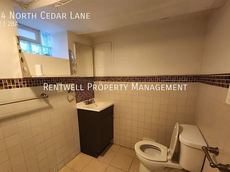 114 N Cedar Ln — Photo 23