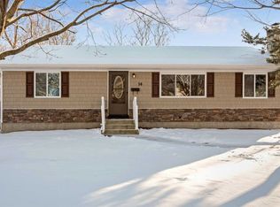 14 Fairlawn Ln, Centereach, NY 11720