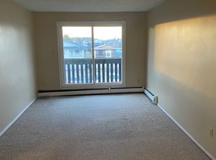 4606 47th St, Leduc, AB T9E 4P4