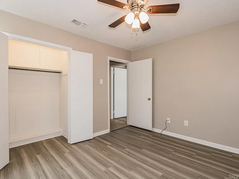 1574 Skyline Dr — Photo 8