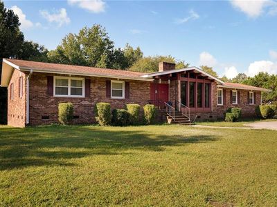 7366 Midway School Rd, Thomasville, NC, 27360