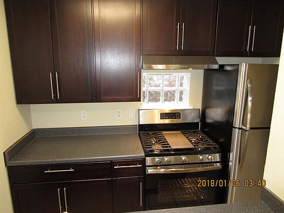 3rd image of 1011 Ashland St APT 5