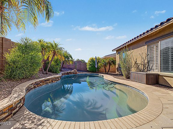 5th image of 2197 E LINDRICK Drive