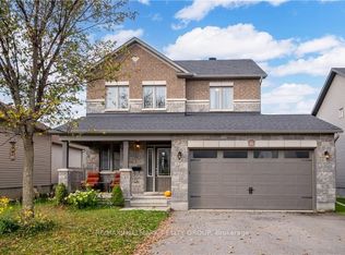 661 Bruxelles St, Russell, ON K0A 1W0