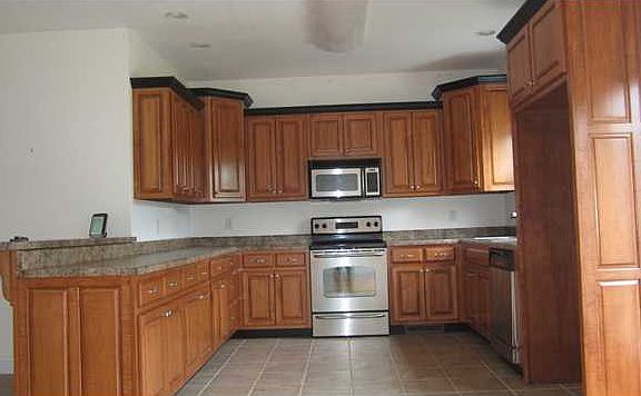 3rd image of 692 Pike Dr