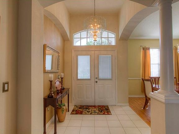 3rd image of 8518 Bramwell Way