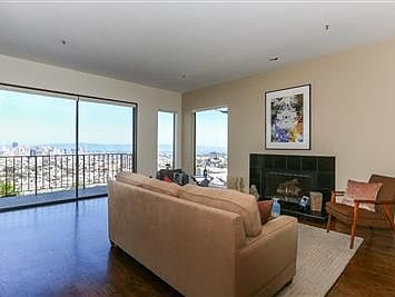 5th image of 3 Burnett Ave N #4