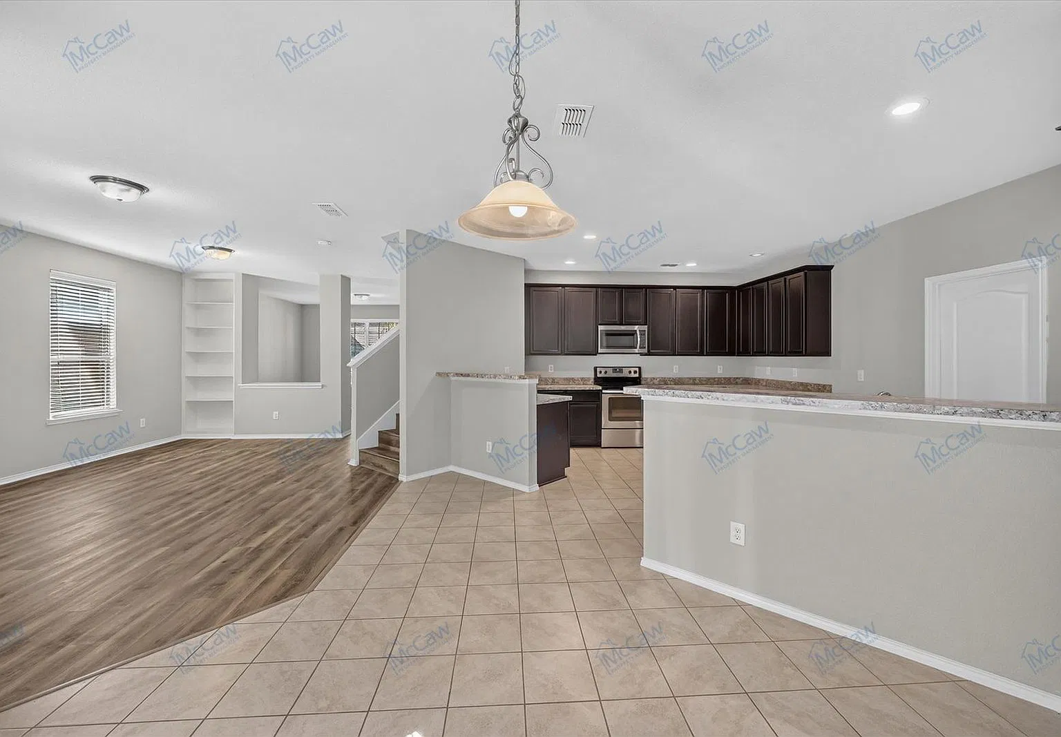 3 bed, 2.5 bath, 2655 sqft, $2,600 — Photo 4