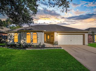 5614 Village Park Dr, Katy, TX 77493