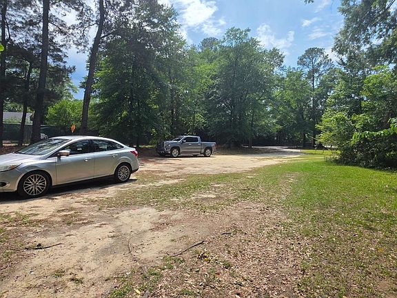 5th image of 2921 Taylor Rd