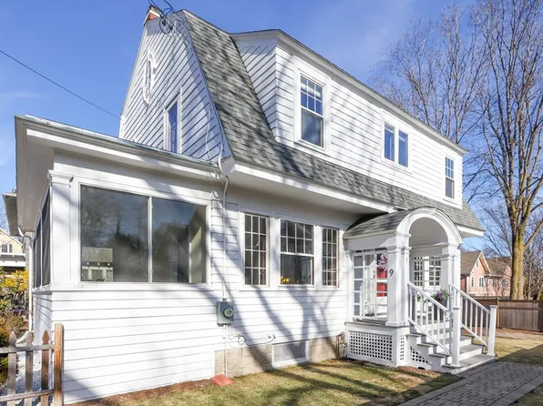 9 Oakley Rd, Belmont, MA 02478