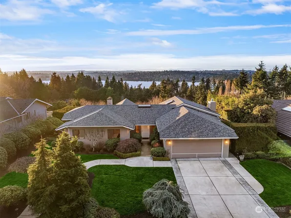 6611 82nd Avenue SE, Mercer Island, WA 98040
