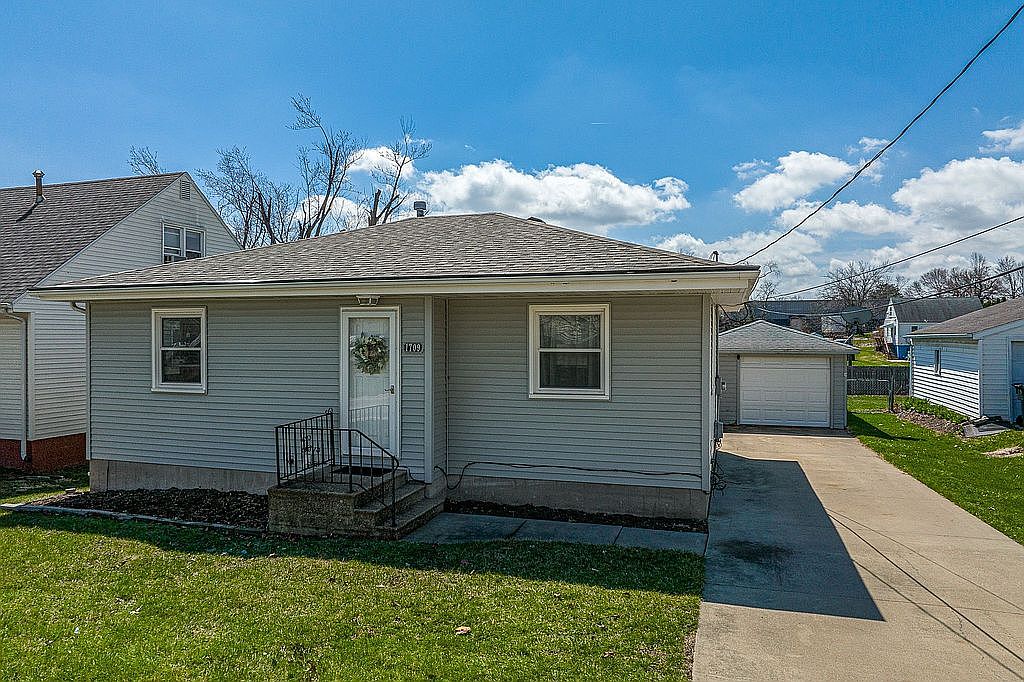1709 Wilson Ave SW, Cedar Rapids, IA 52404 Zillow