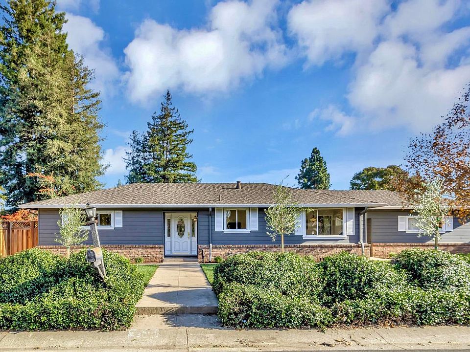 1st image of 691 Casita Way