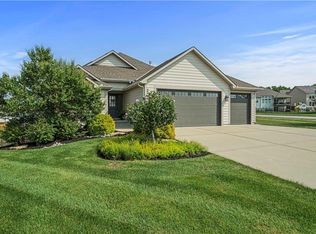 2400 SW Old Port Rd, Lees Summit, MO 64082