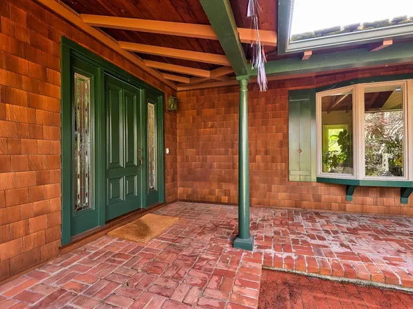 261 Stanford Ave, Menlo Park, CA 94025