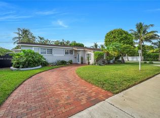 7910 SW 17th St, Miami, FL 33155